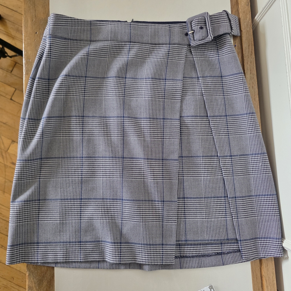 Club Monaco Gray Houndstooth Mini Skirt with Blue Windowpane Check - Sz 12 Lg